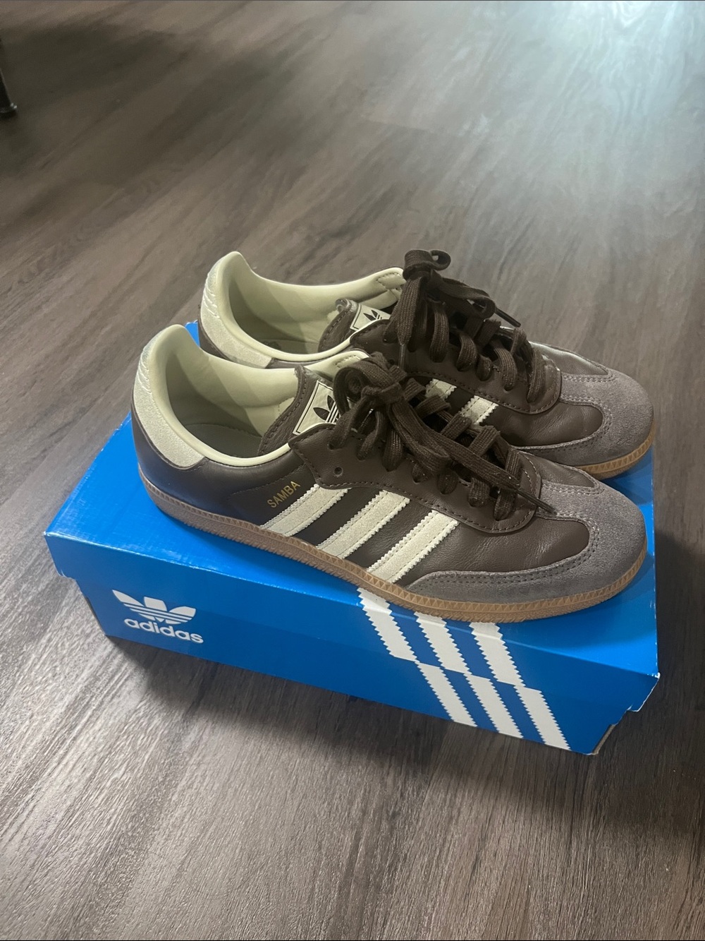 Adidas Samba OG Sneaker in Brown and Cream
